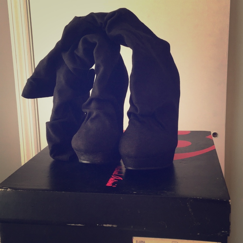💲⬇️Michael Antonio Black Microfiber Elaina Boots